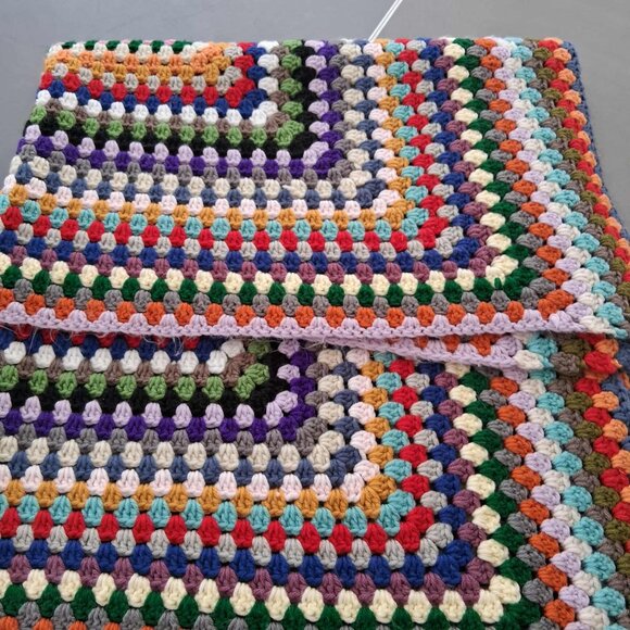 CROCHET SQUARE THROW BLANKET -45"x36" - Picture 6 of 6